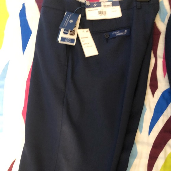 Brand new tagged suit - Picture 5 of 6